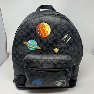 COACH WEST BACKPACK IN SIGNATURE CANVAS WITH SPACE